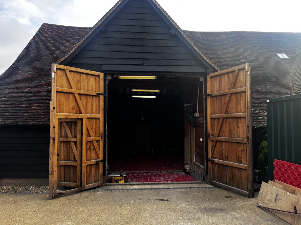 Grade II Listed Barn Conversion – Exposed Aggregate - image 5