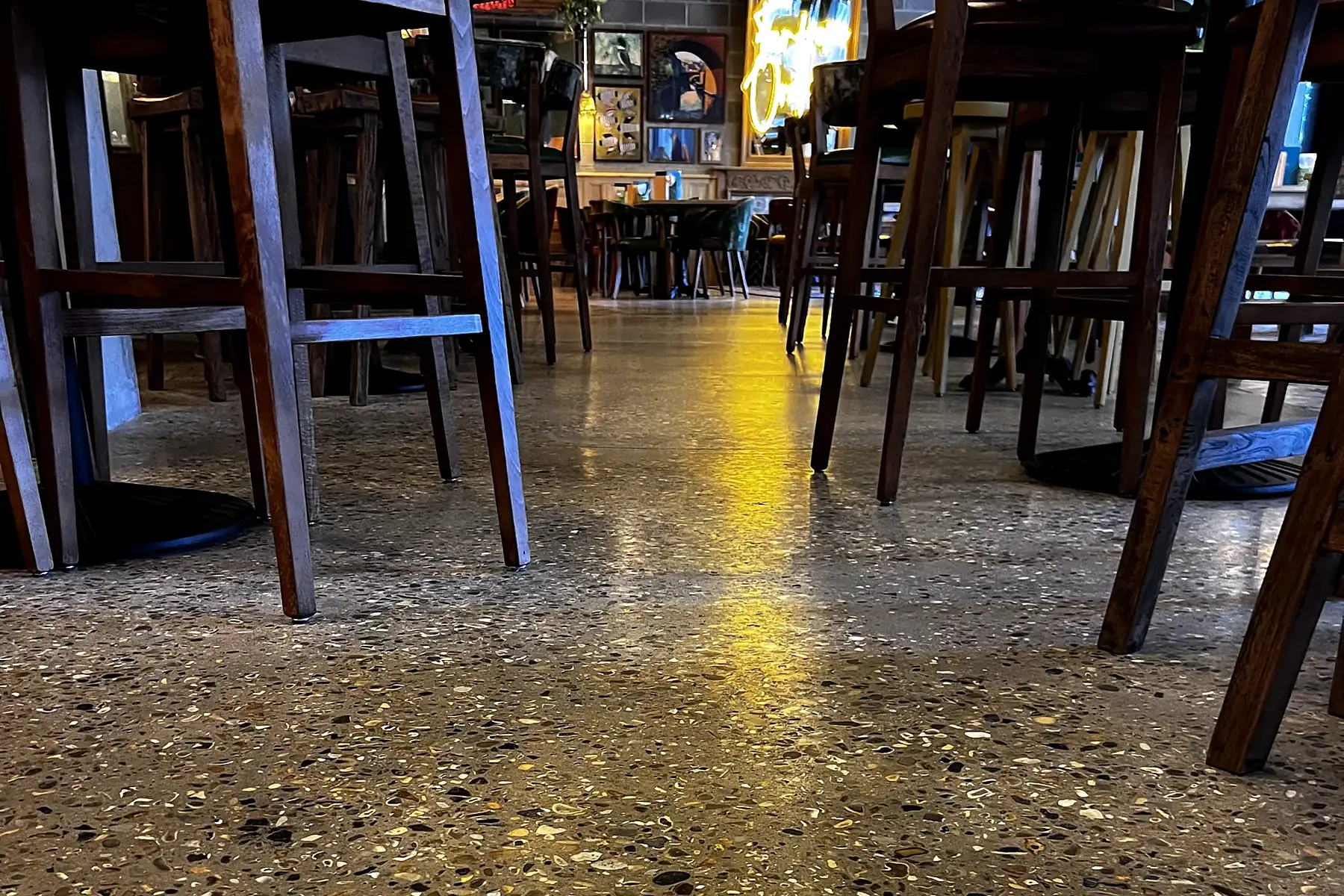 The Dock House exposed-aggregate restaurant floor, Brentford